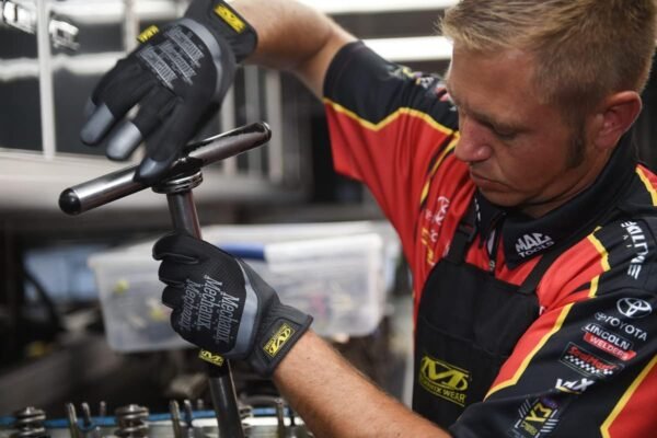 Direct Factory Leather Impact Mechanics Glove | Touchscreen Compatible Durable & High-Quality | Best Price | OEM & ODM Available - Image 5