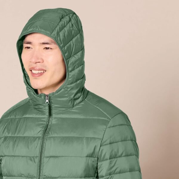 Men Customized Logo Polyester Heavy Weight Warm Sleeveless Jackets Puffer Mens Winter Vest for Men Shiny Fabric Puffer - Image 5
